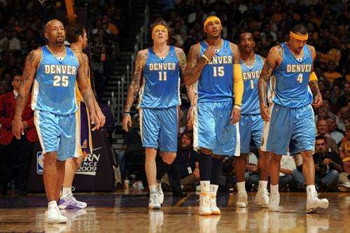 法尔克：拜仁重视巴黎对于帕的兴趣，将为他提供涨薪续约合同（法尔克：拜仁已关注巴黎对帕的追逐，计划以加薪续约留人）