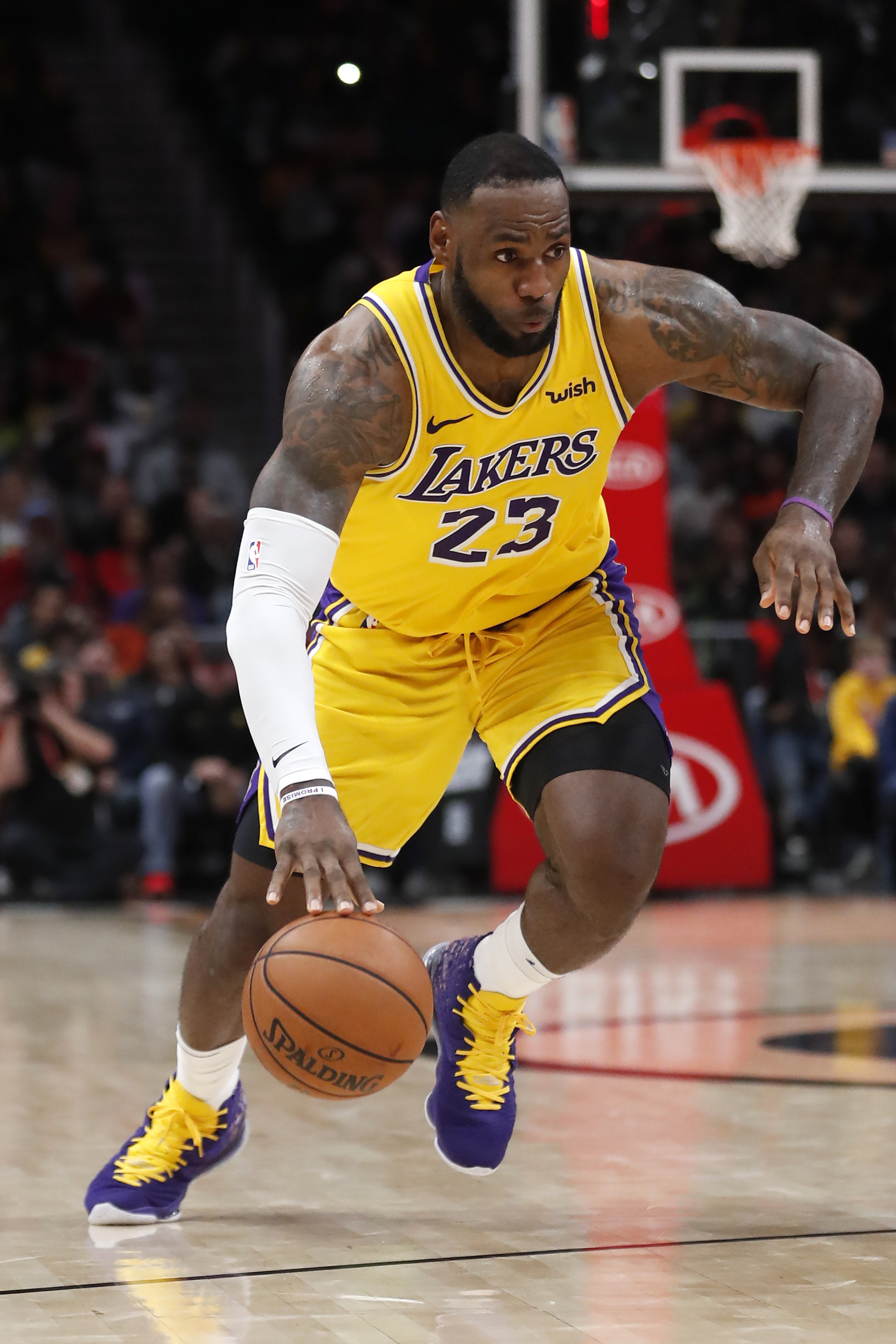 山东2-1津门虎，卡扎伊什维利破门+失点，谢文能助攻+造点（山东2比1力克津门虎：卡扎伊什维利进球失点，谢文能助攻造点）