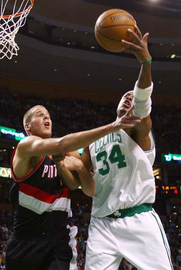 埃贝尔：我们原本非常希望维尔茨来拜仁；奥利塞没有解约条款（埃贝尔：曾强烈希望维尔茨投拜仁；称奥利塞并无解约条款）