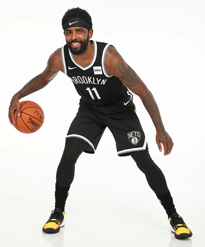 曼联错失良机，西汉姆联打击与英超联赛影响（曼联挥霍良机，西汉姆重击引发英超格局震荡）