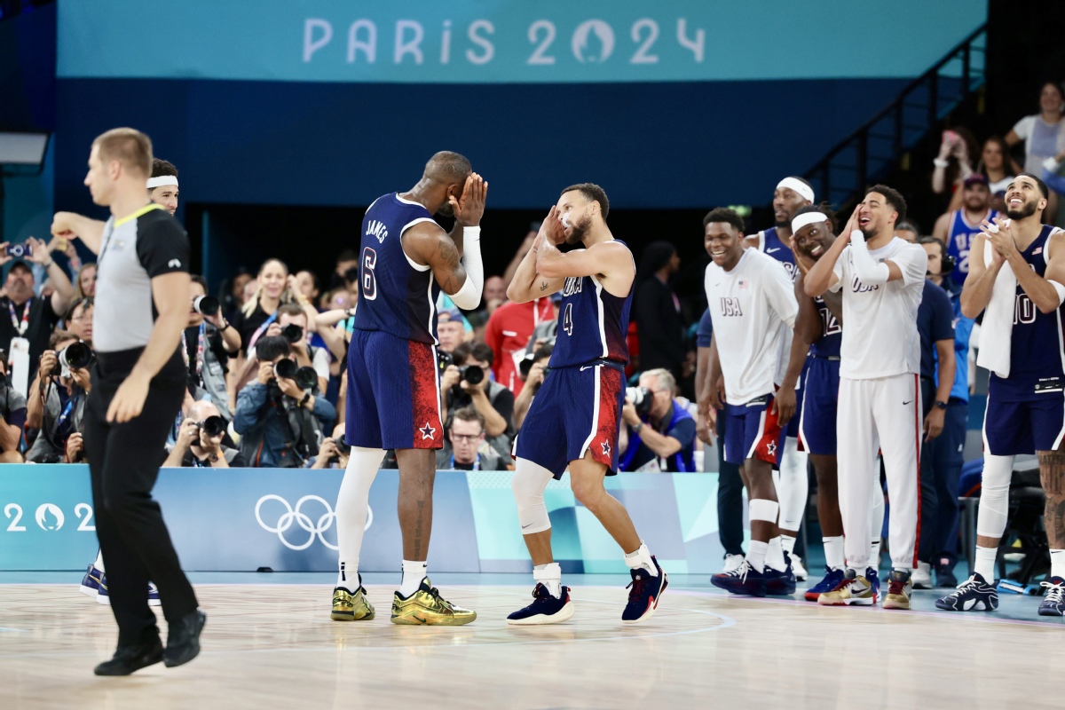 邮报：一组织发起诉讼，要FIFA赔偿球员因转会规定损失的收入（邮报称：某组织起诉国际足联，要求赔付球员因转会规则造成的收入损失）