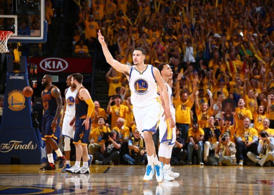 菲尔-琼斯预测欧冠第4轮：利物浦主场不敌皇马，曼城胜多特（菲尔-琼斯欧冠第4轮前瞻：皇马客场拿下利物浦，曼城力克多特蒙德）